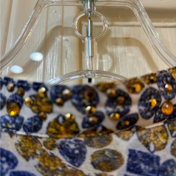 Ellen Tracy Blouse.  Size XL.  Blue Gold Sequin neckline. - Picture 4 of 4